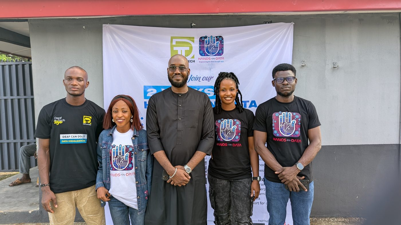 Facilitator teaching in Nigerian Sign Language